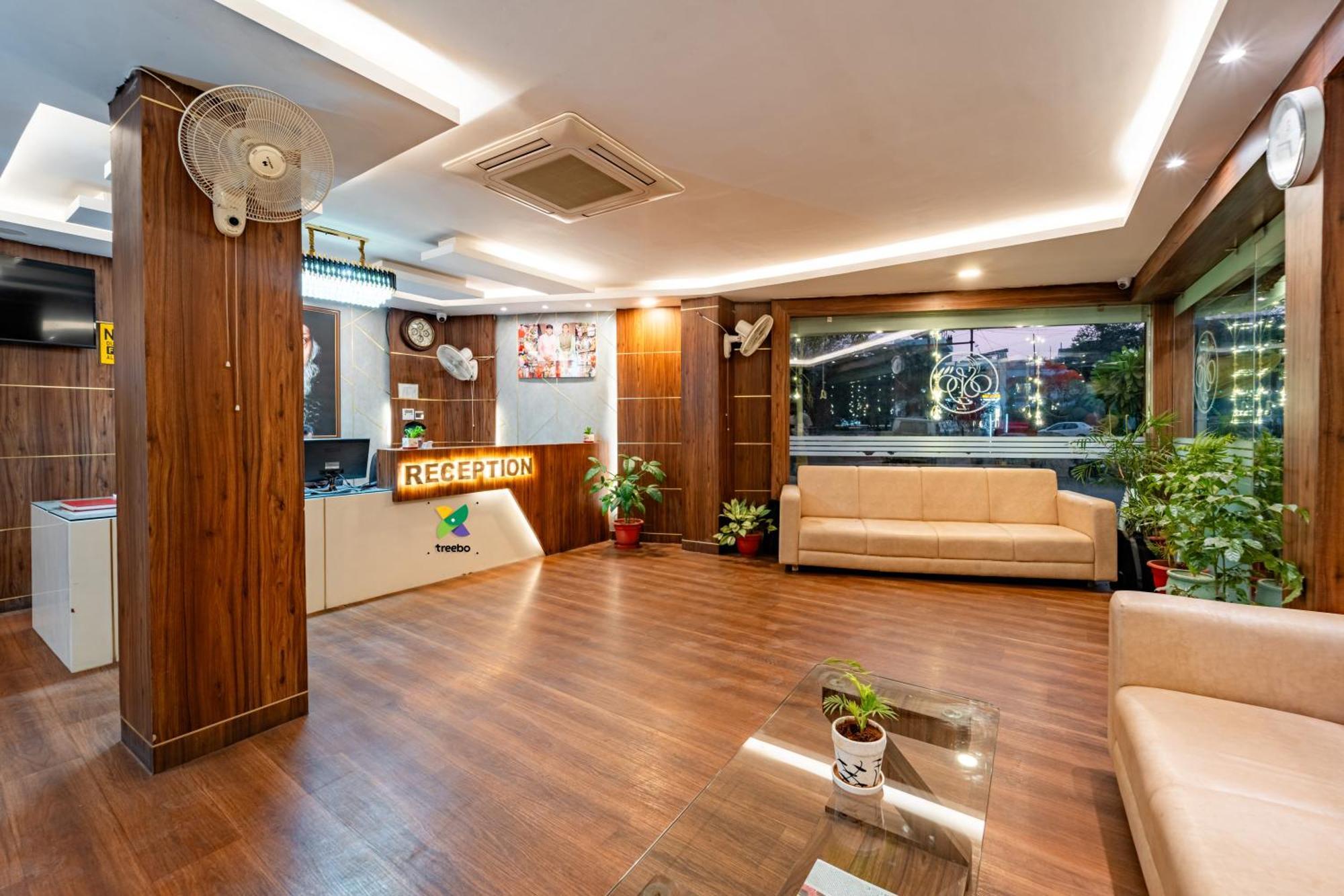 Treebo Premium Zorba Bhopal Exterior foto