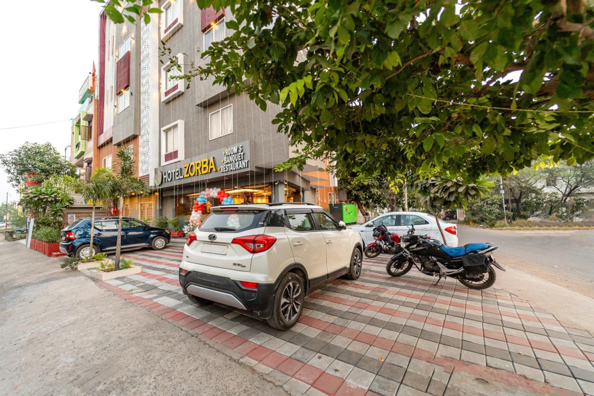 Treebo Premium Zorba Bhopal Exterior foto